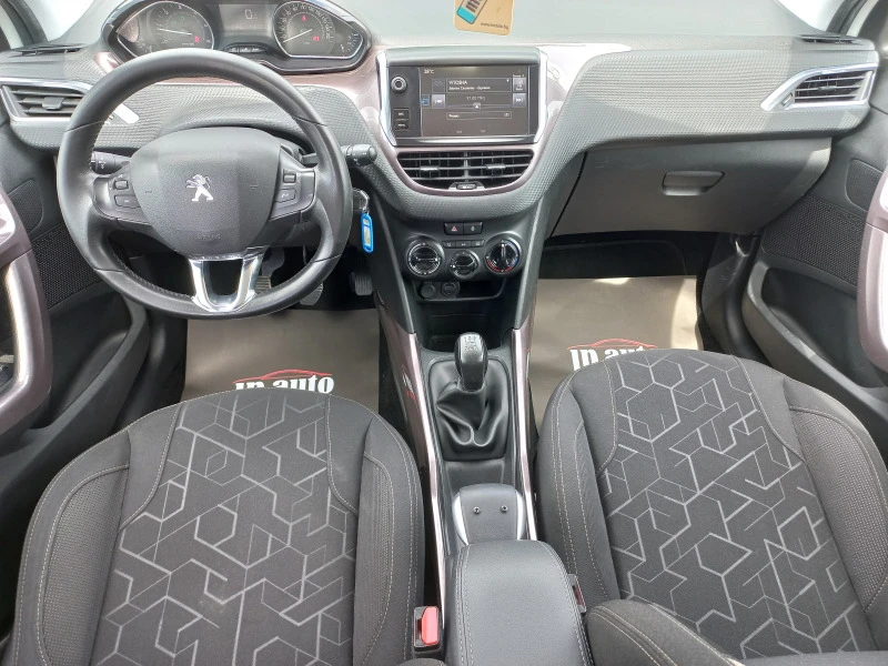 Peugeot 2008 1.6hdi, снимка 5 - Автомобили и джипове - 45911199