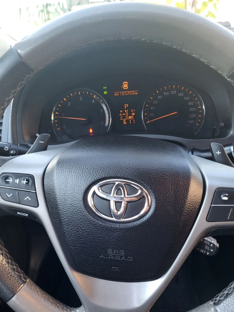 Toyota Avensis, снимка 3 - Автомобили и джипове - 48673009