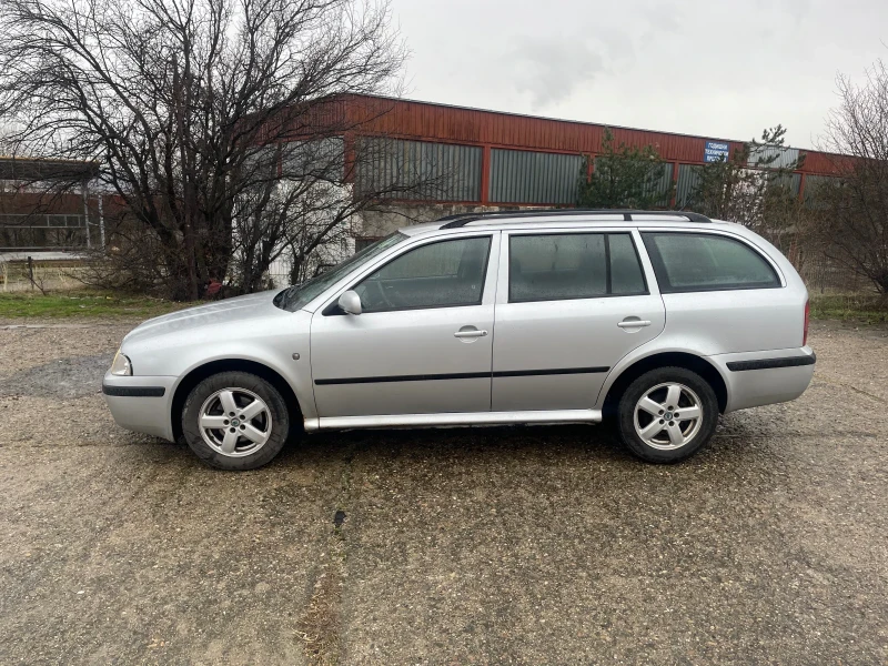 Skoda Octavia 1.9TDI 101k.s. 2008g, снимка 2 - Автомобили и джипове - 48458031