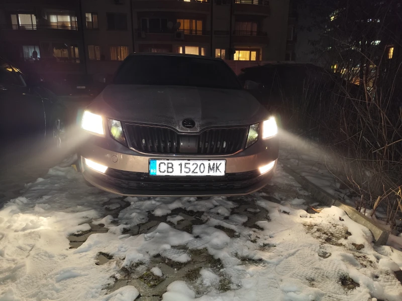 Skoda Octavia, снимка 10 - Автомобили и джипове - 49158251