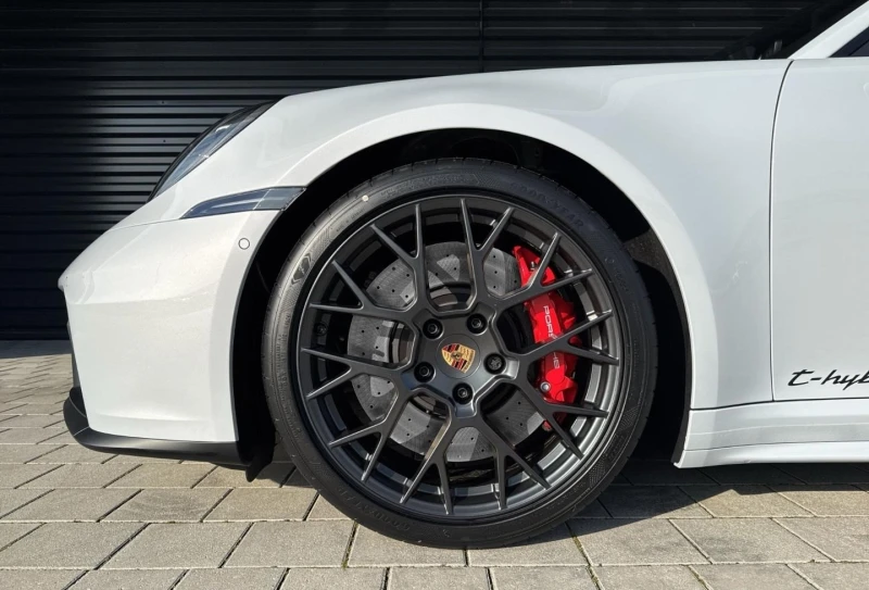 Porsche 911 992.2 CARRERA GTS COUPE SPORT DESIGN BOSE PANO 360, снимка 3 - Автомобили и джипове - 51508883