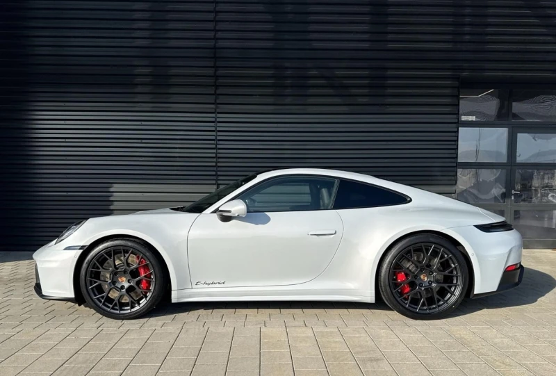 Porsche 911 992.2 CARRERA GTS COUPE SPORT DESIGN BOSE PANO 360, снимка 4 - Автомобили и джипове - 51508883
