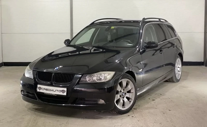 BMW 325 325 Xi, снимка 3 - Автомобили и джипове - 52569913