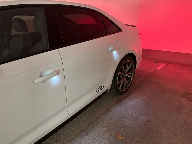 Audi A4, снимка 12 - Автомобили и джипове - 52318932