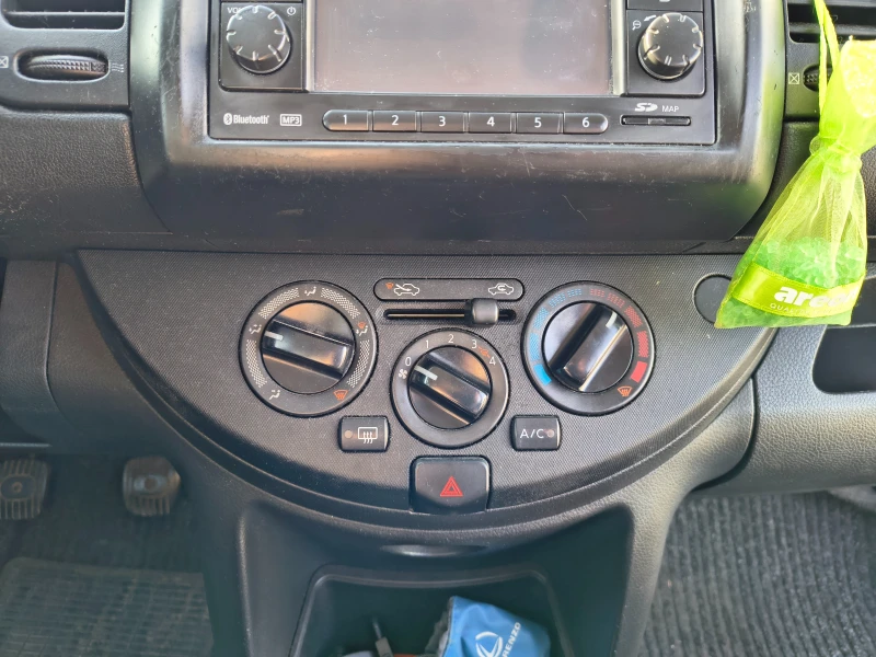 Nissan Note бензин/газ, снимка 15 - Автомобили и джипове - 52432421