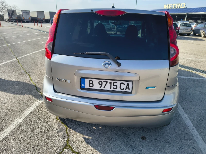 Nissan Note бензин/газ, снимка 10 - Автомобили и джипове - 52432421