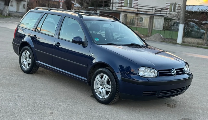 VW Golf 1.6i 105кс, снимка 7 - Автомобили и джипове - 52957535