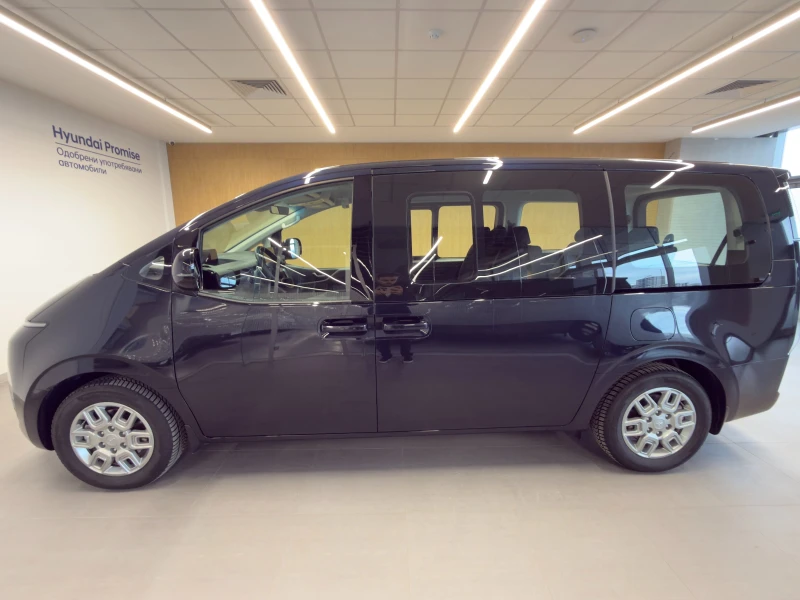 Hyundai Staria EXCLUSIVE Hybrid, снимка 2 - Автомобили и джипове - 53235134