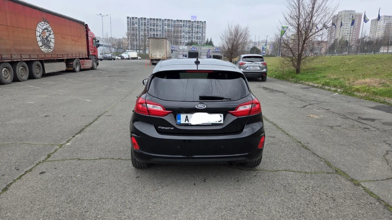 Ford Fiesta 1.0 EcoBoost, Titanium, снимка 5 - Автомобили и джипове - 53459266