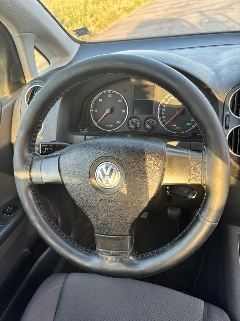 VW Golf Plus, снимка 6 - Автомобили и джипове - 46390431