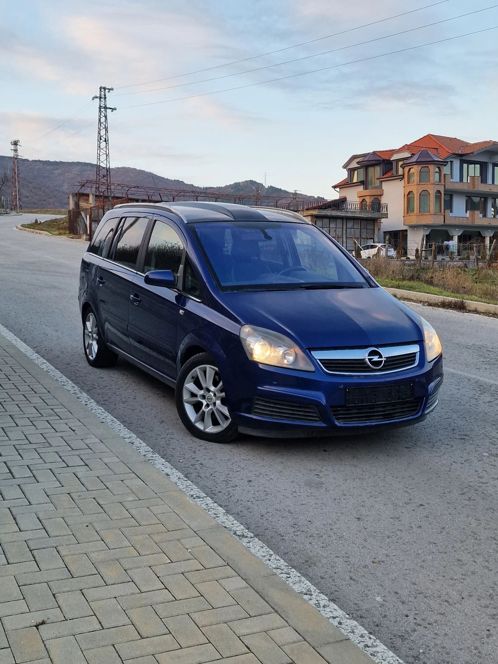 Opel Zafira 7 МЕСТА, снимка 1
