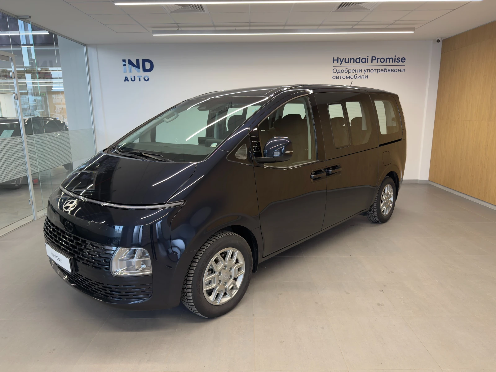 Hyundai Staria EXCLUSIVE Hybrid, снимка 1