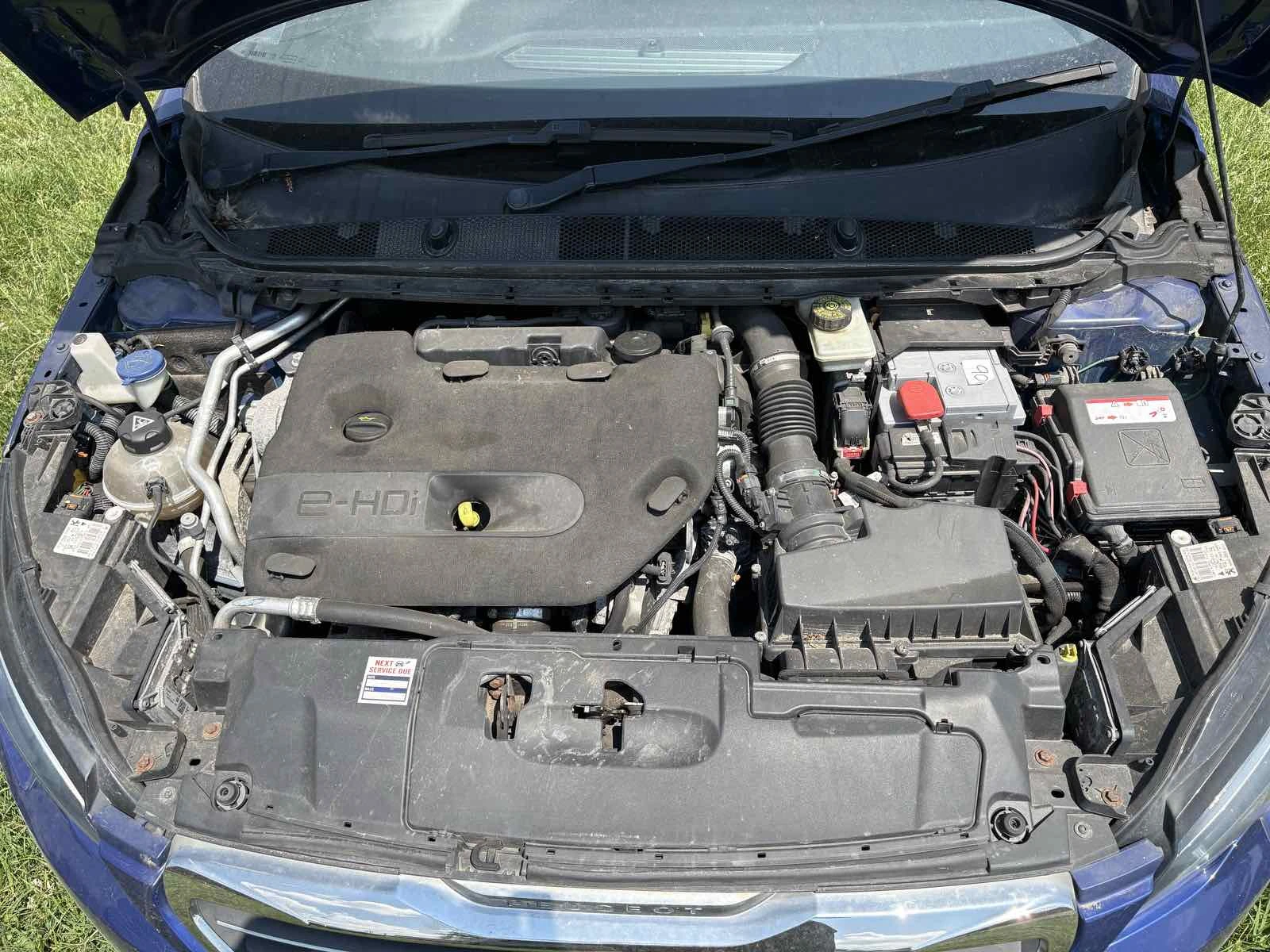 Peugeot 308 2.0hdi GT Line, снимка 17 - Автомобили и джипове - 39858190