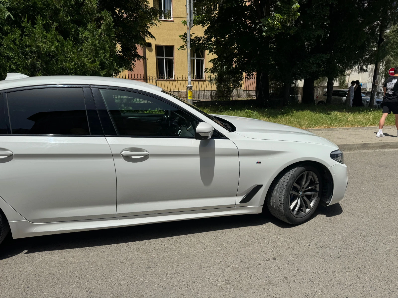 BMW 530 G 30  Xdrive M - изображение 9