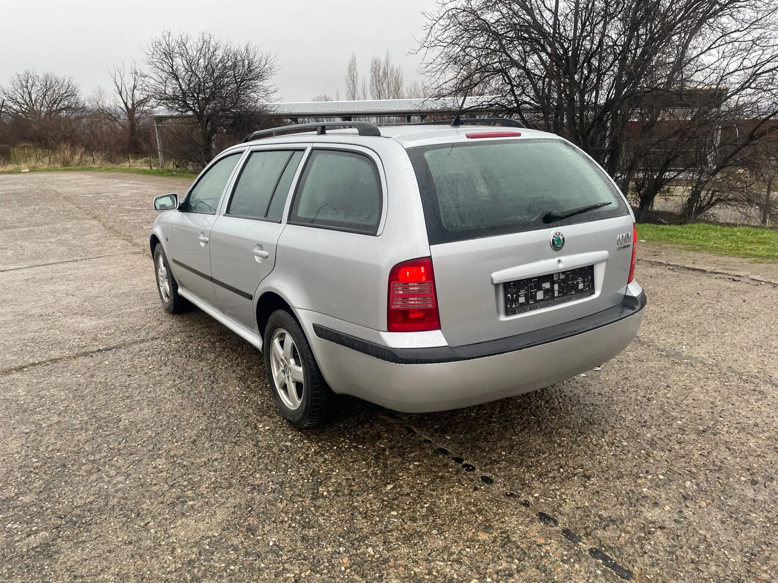 Skoda Octavia 1.9TDI 101k.s. 2008g - изображение 3