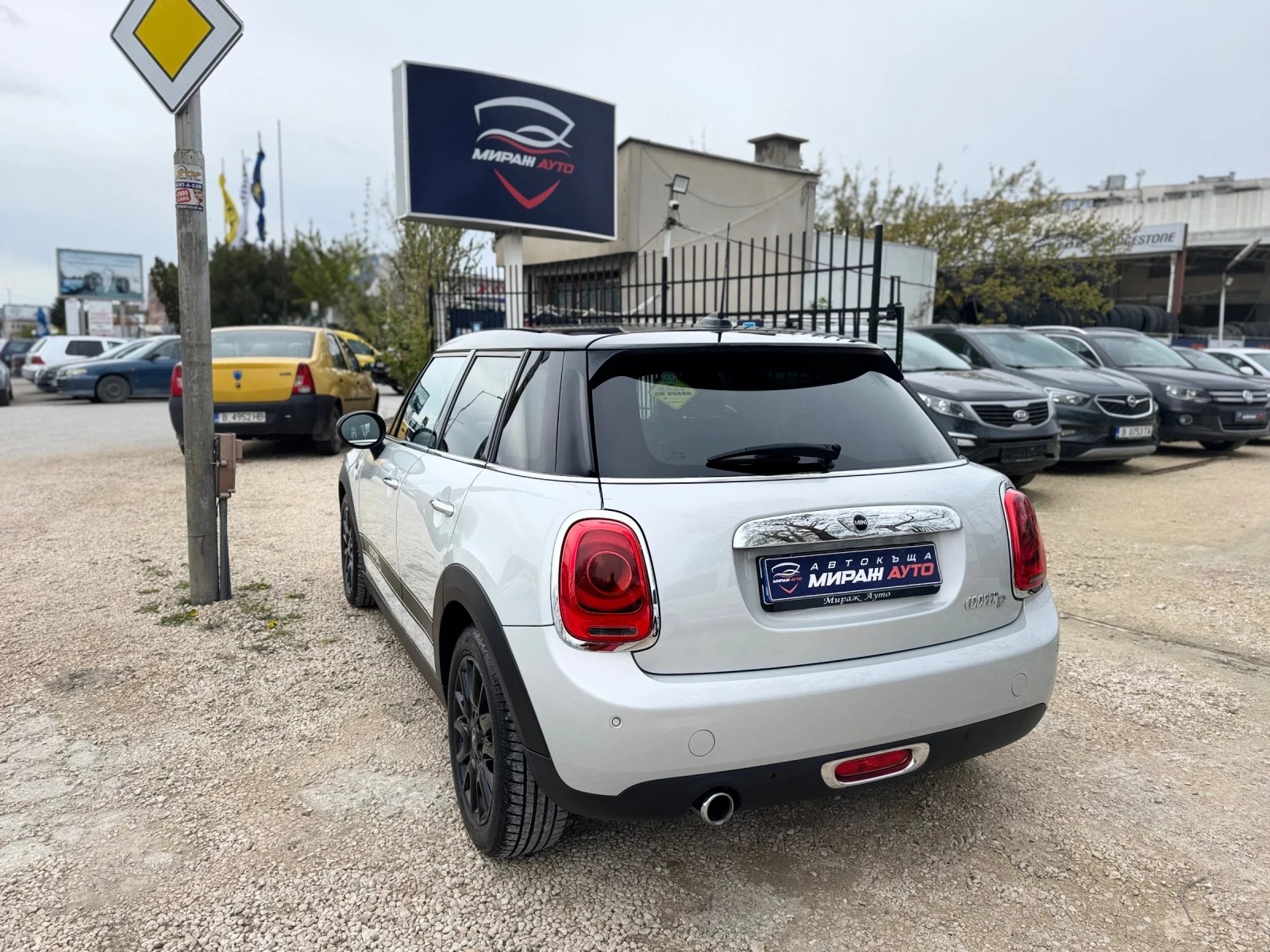 Mini Cooper COOPER D* 47000km*  - изображение 6