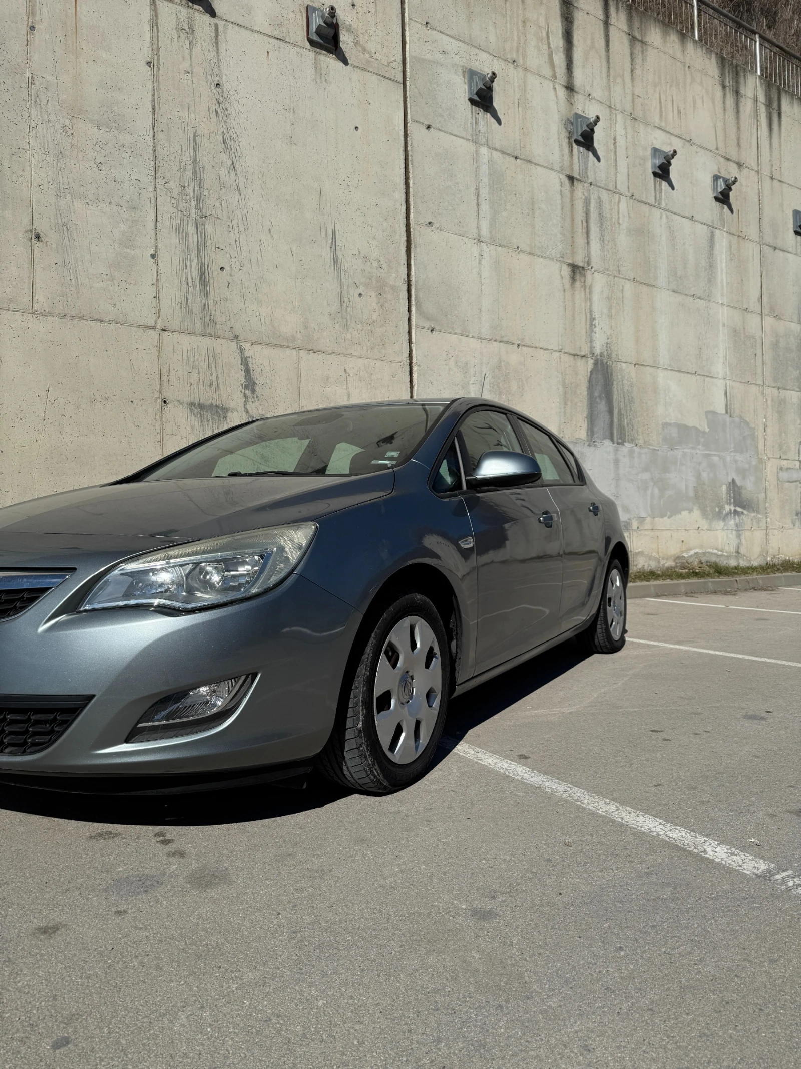 Opel Astra 1.6 - изображение 3