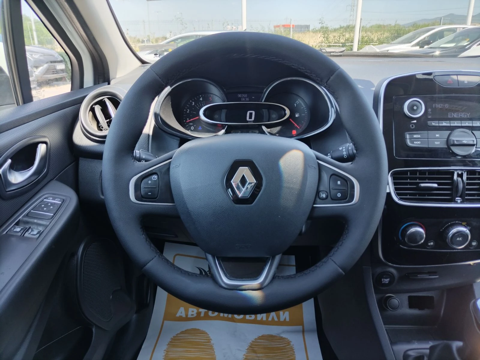 Renault Clio IV dCi 75 N1 (3+ 1) - изображение 10