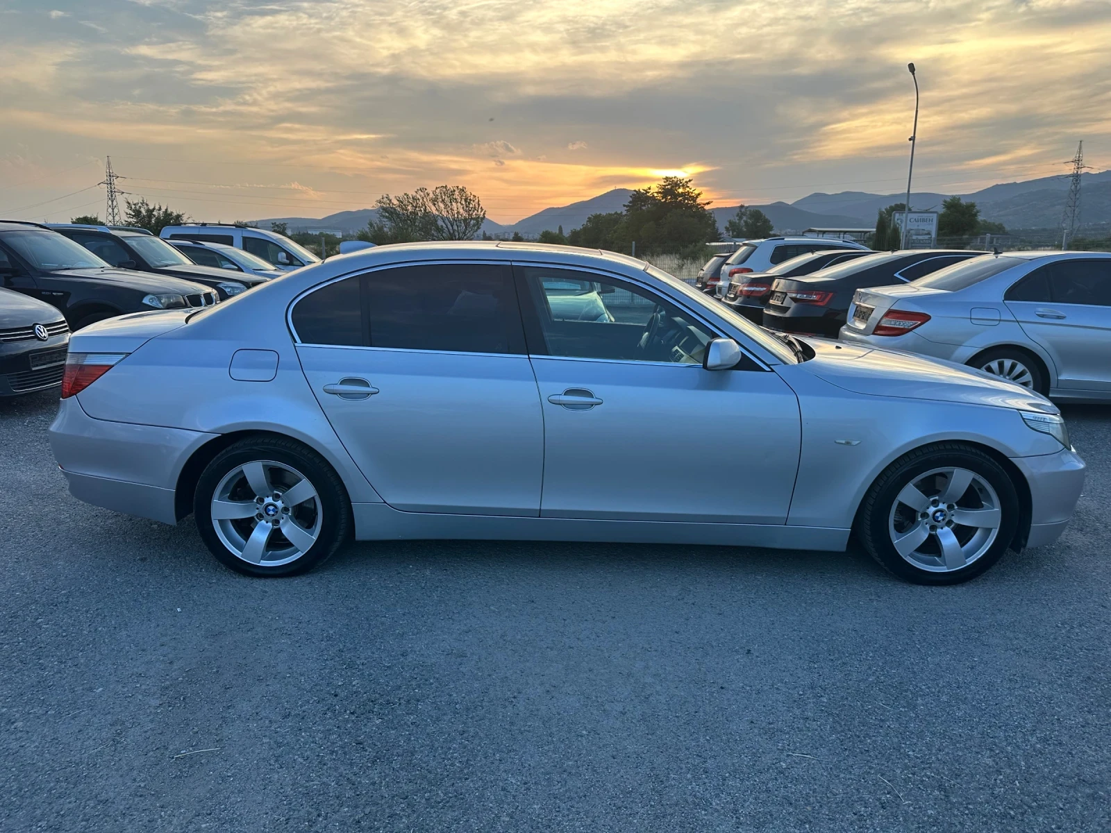 BMW 525 E60* 177к.с* АВТОМАТИК - изображение 4