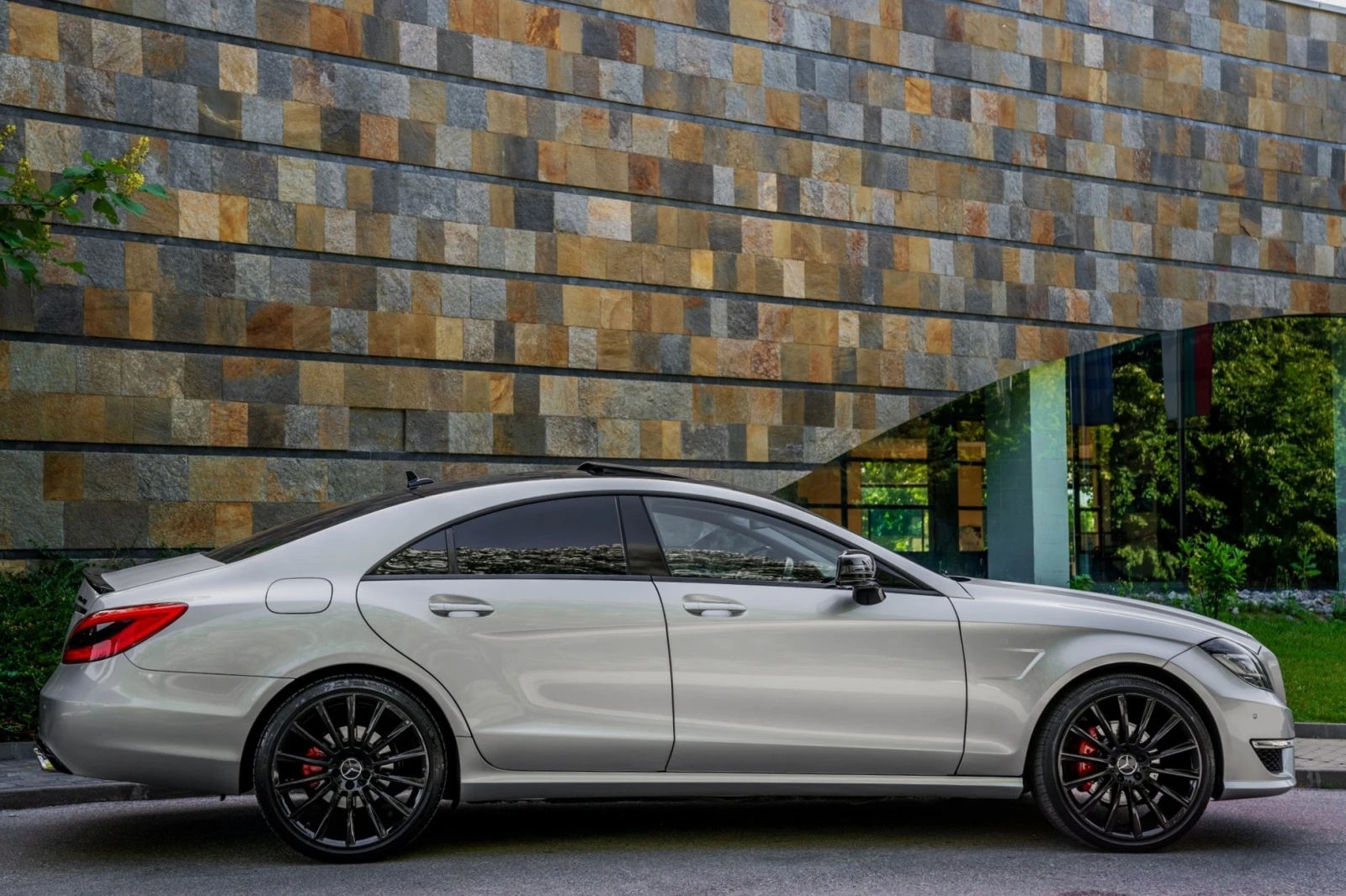 Mercedes-Benz CLS 350 d* AMG PERFORMANCE* CARBON* NEW* NIGHT PACK - изображение 2