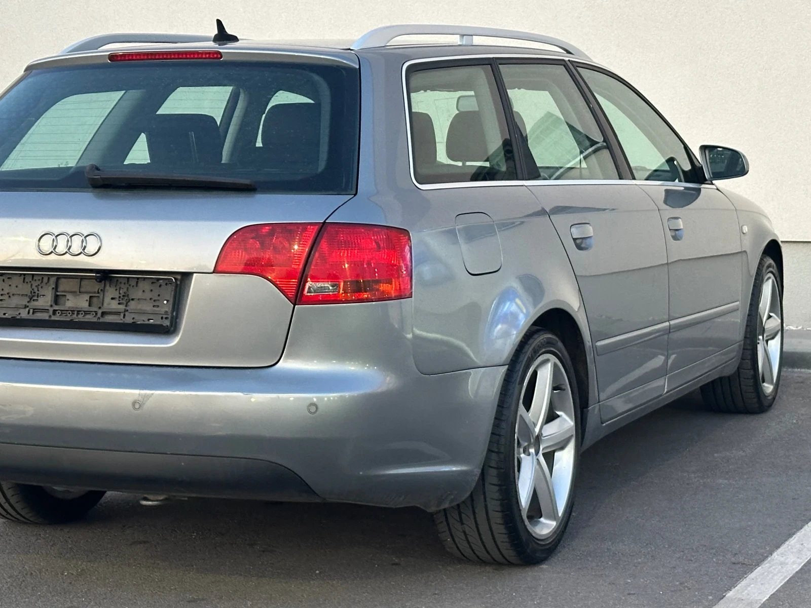 Audi A4 2.0TDI - изображение 5