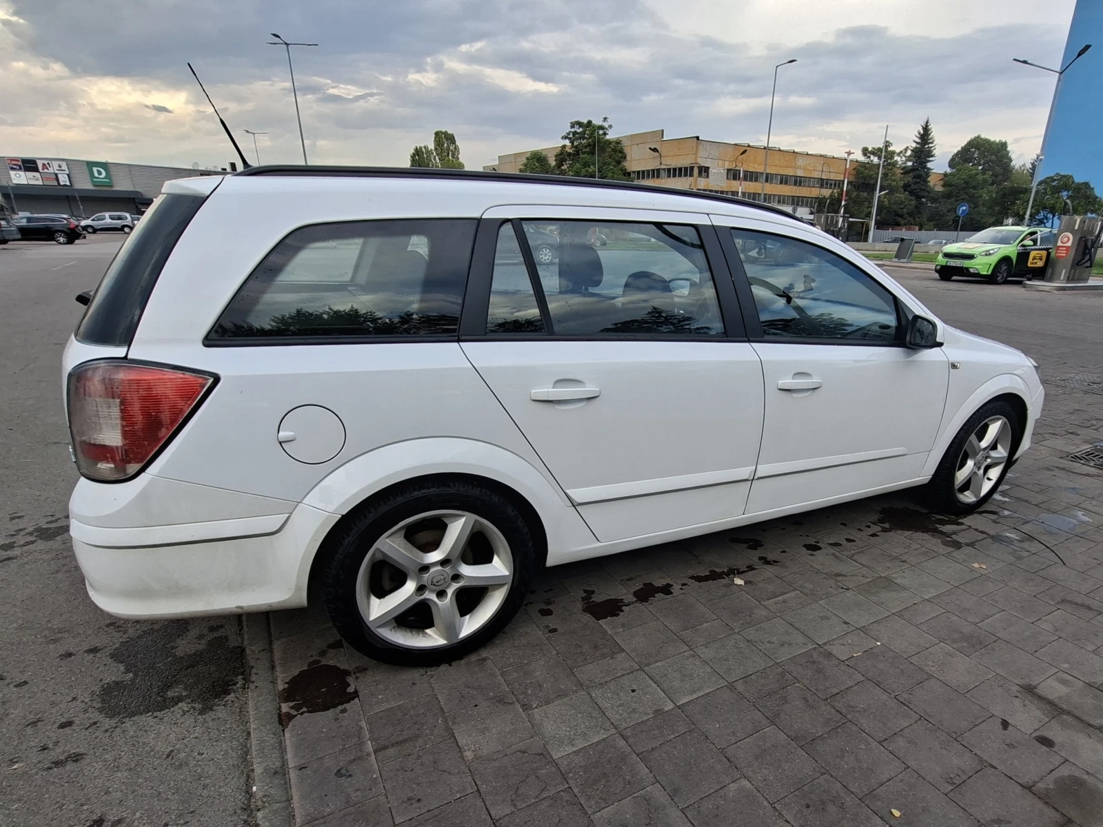 Opel Astra, снимка 8 - Автомобили и джипове - 53998324