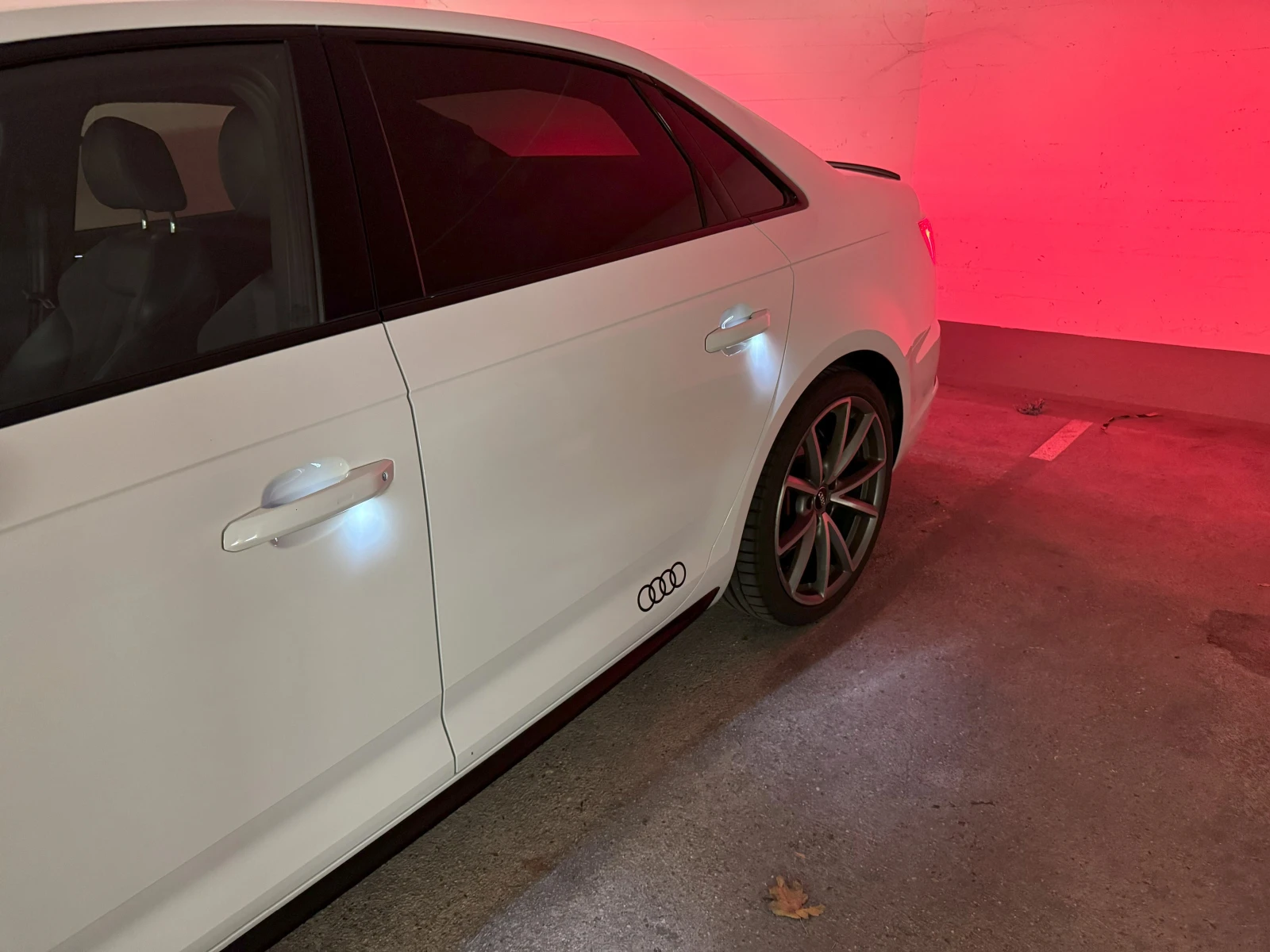 Audi A4 | Mobile.bg   12