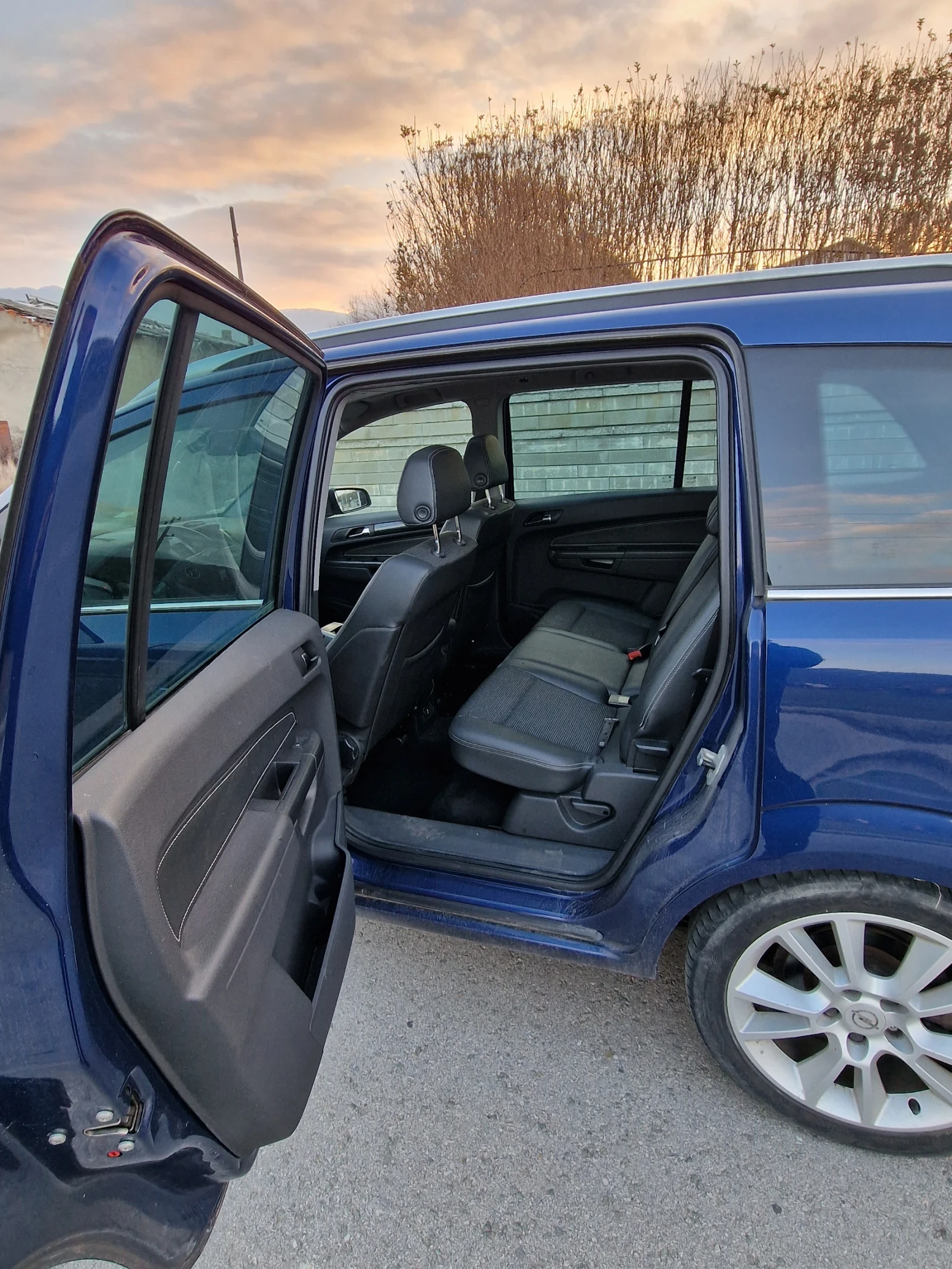 Opel Zafira 7 ����� | Mobile.bg � ����������� 9