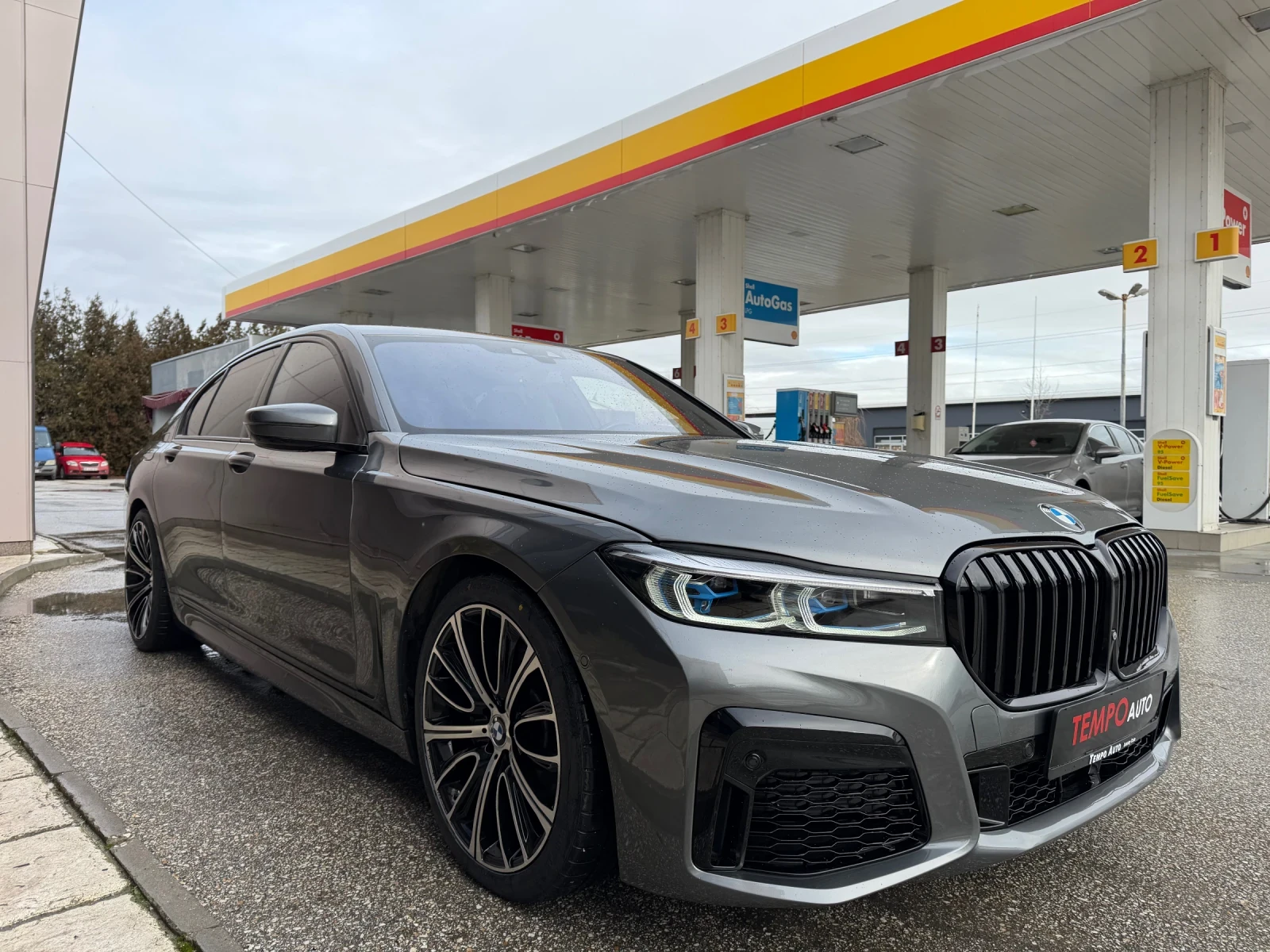BMW 740 XD-FACE-4X4-M PACKET-MASAGE-DISTR-CAM360-SMART KEY | Mobile.bg � ����������� 7