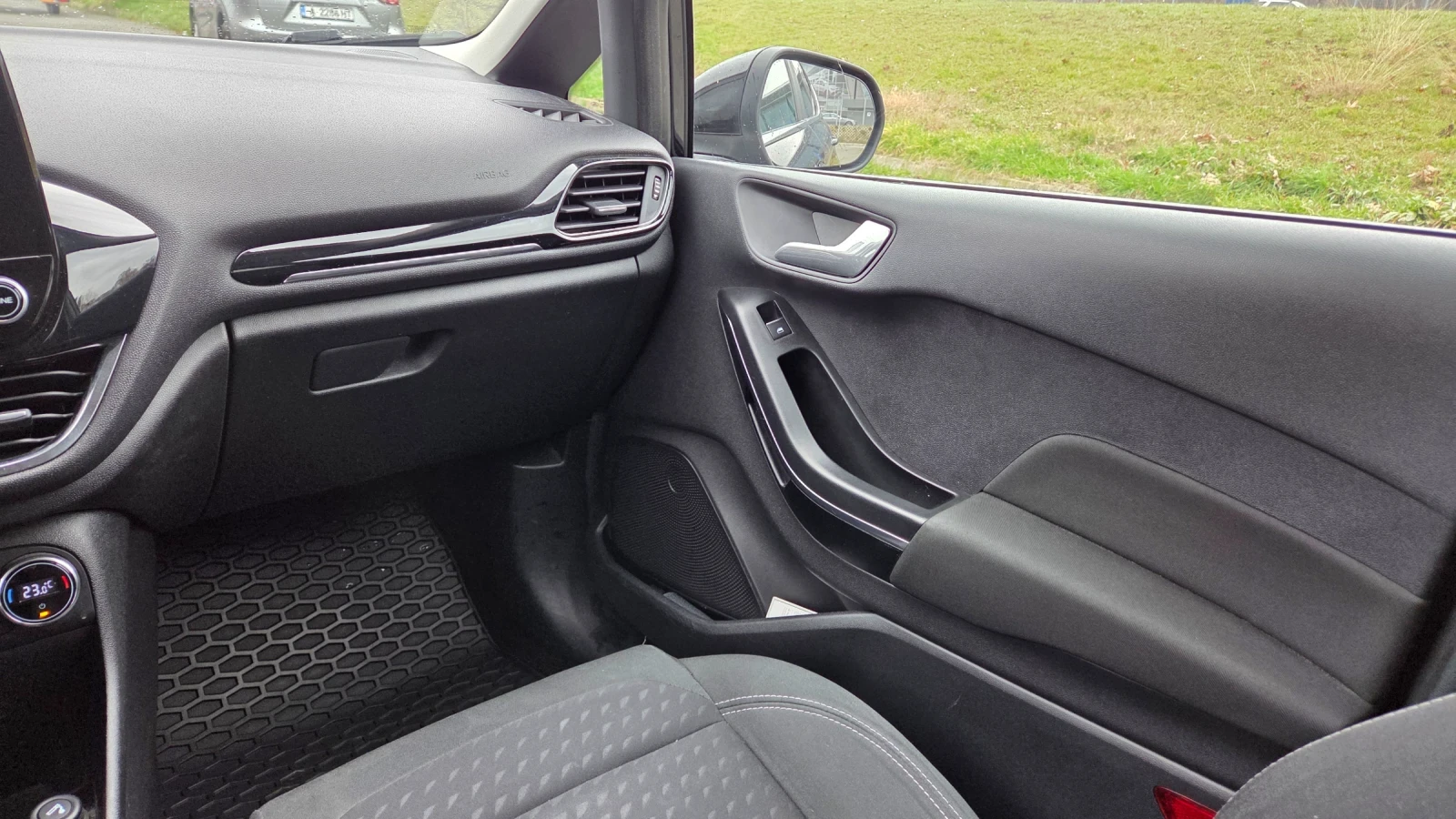 Ford Fiesta 1.0 EcoBoost, Titanium | Mobile.bg � ����������� 14