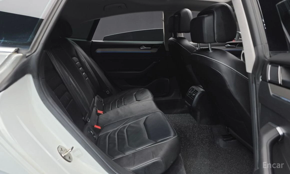 VW Arteon, снимка 12 - Автомобили и джипове - 53822806