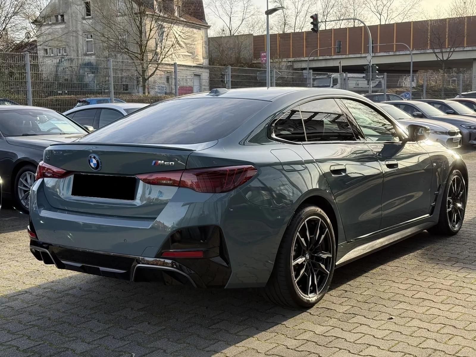 BMW i4 M50 XDRIVE H/K 360-CAMERA, снимка 3 - Автомобили и джипове - 53966651