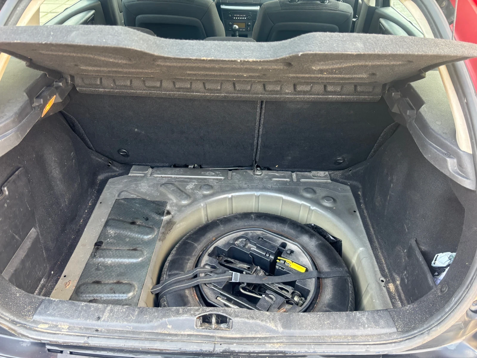 Citroen C4 1.6 HDI, снимка 14 - Автомобили и джипове - 54246420