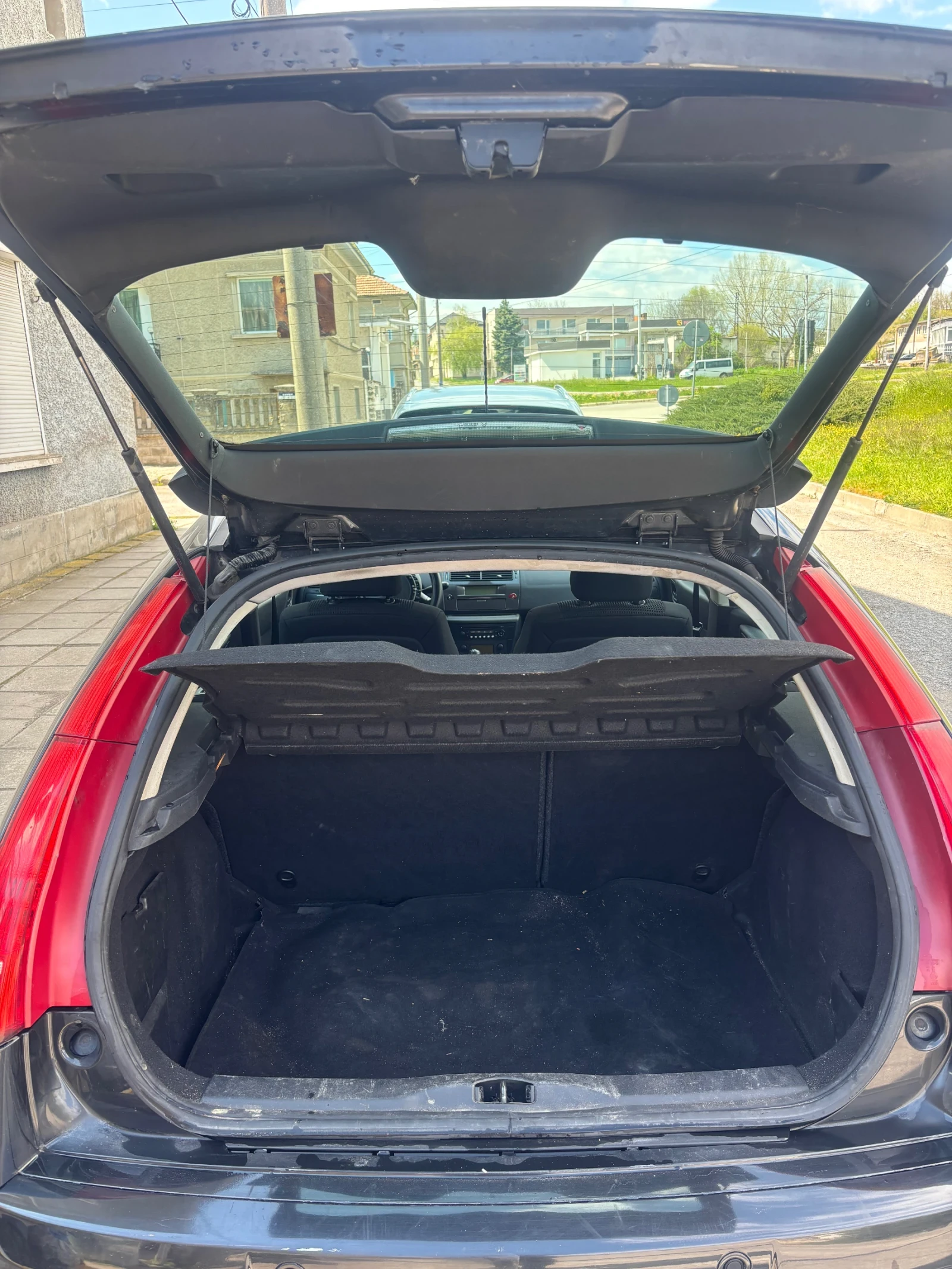 Citroen C4 1.6 HDI, снимка 16 - Автомобили и джипове - 54246420