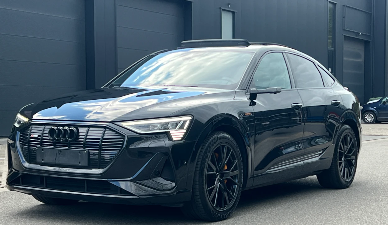 Audi E-Tron Sportback 55 S Line, снимка 2 - Автомобили и джипове - 54281458