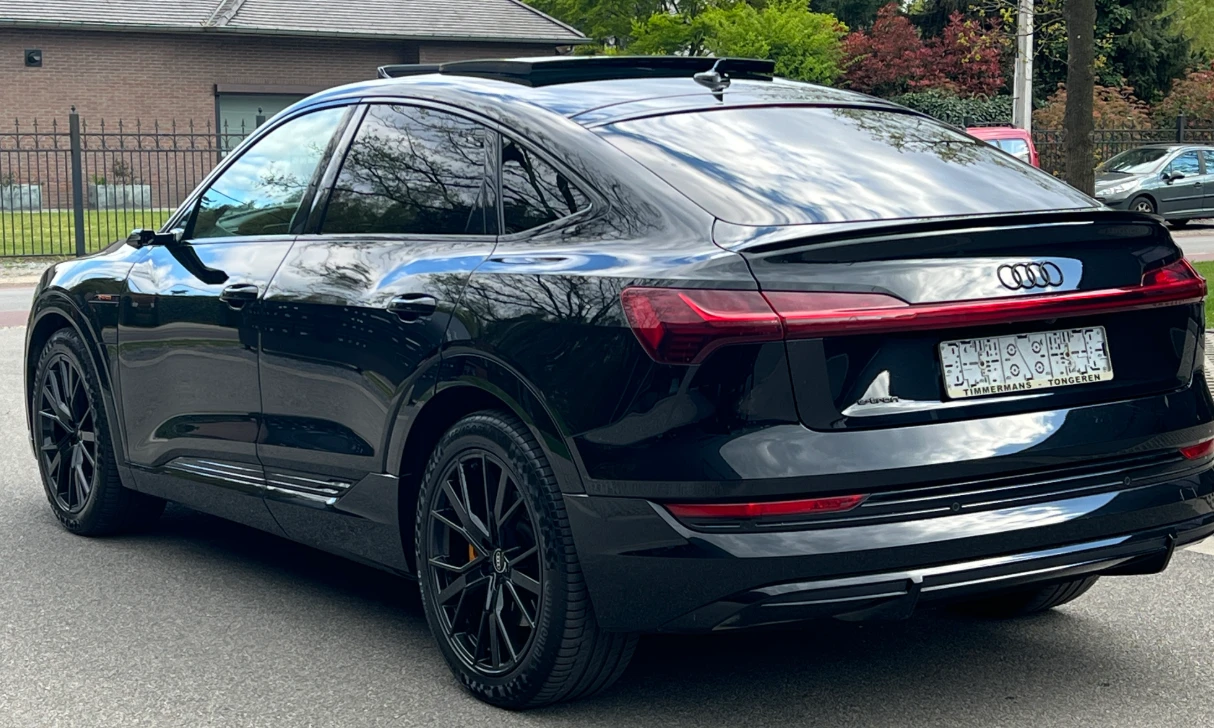 Audi E-Tron Sportback 55 S Line, снимка 4 - Автомобили и джипове - 54281458