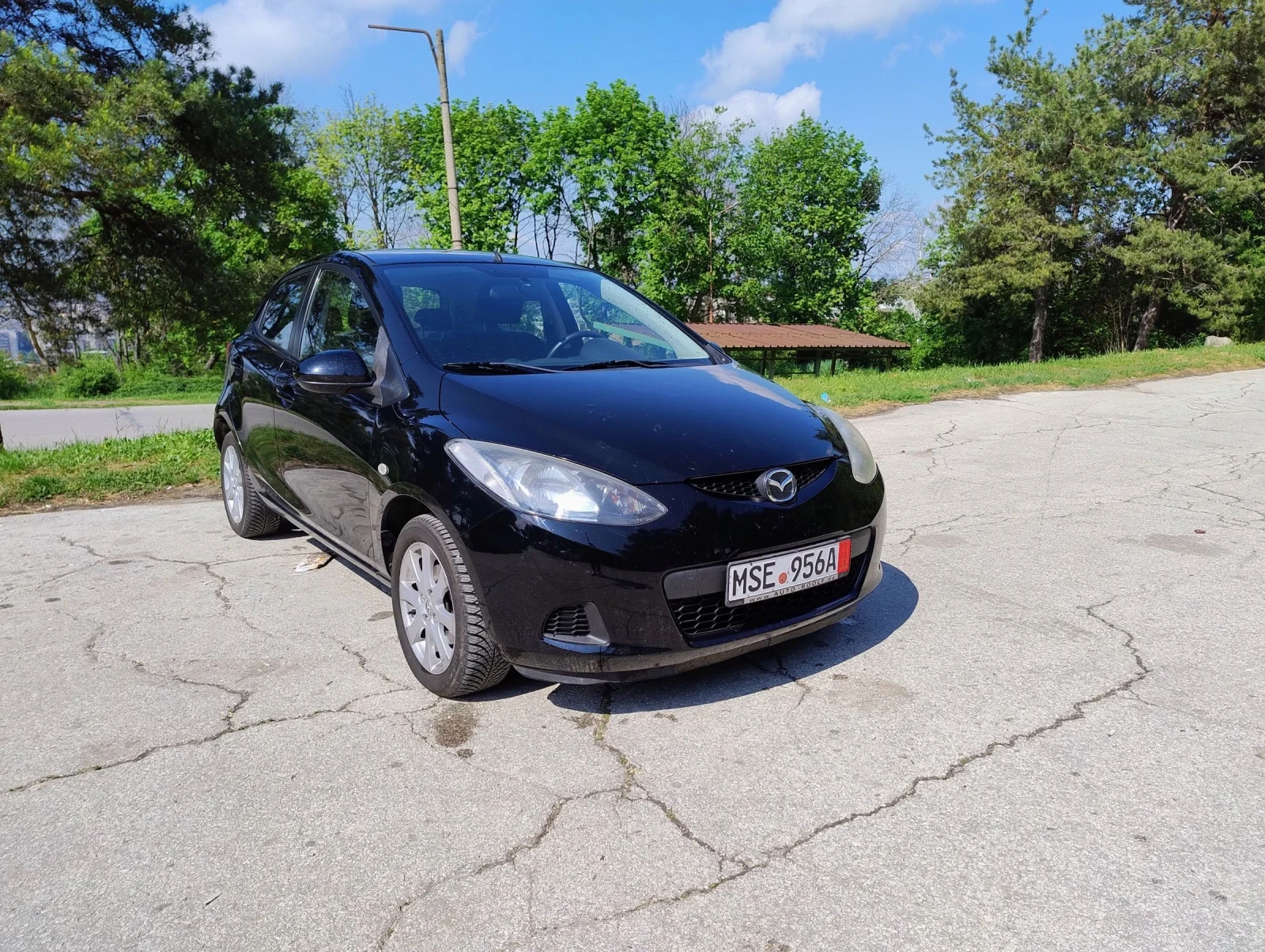 Mazda 2, снимка 2 - Автомобили и джипове - 54509888