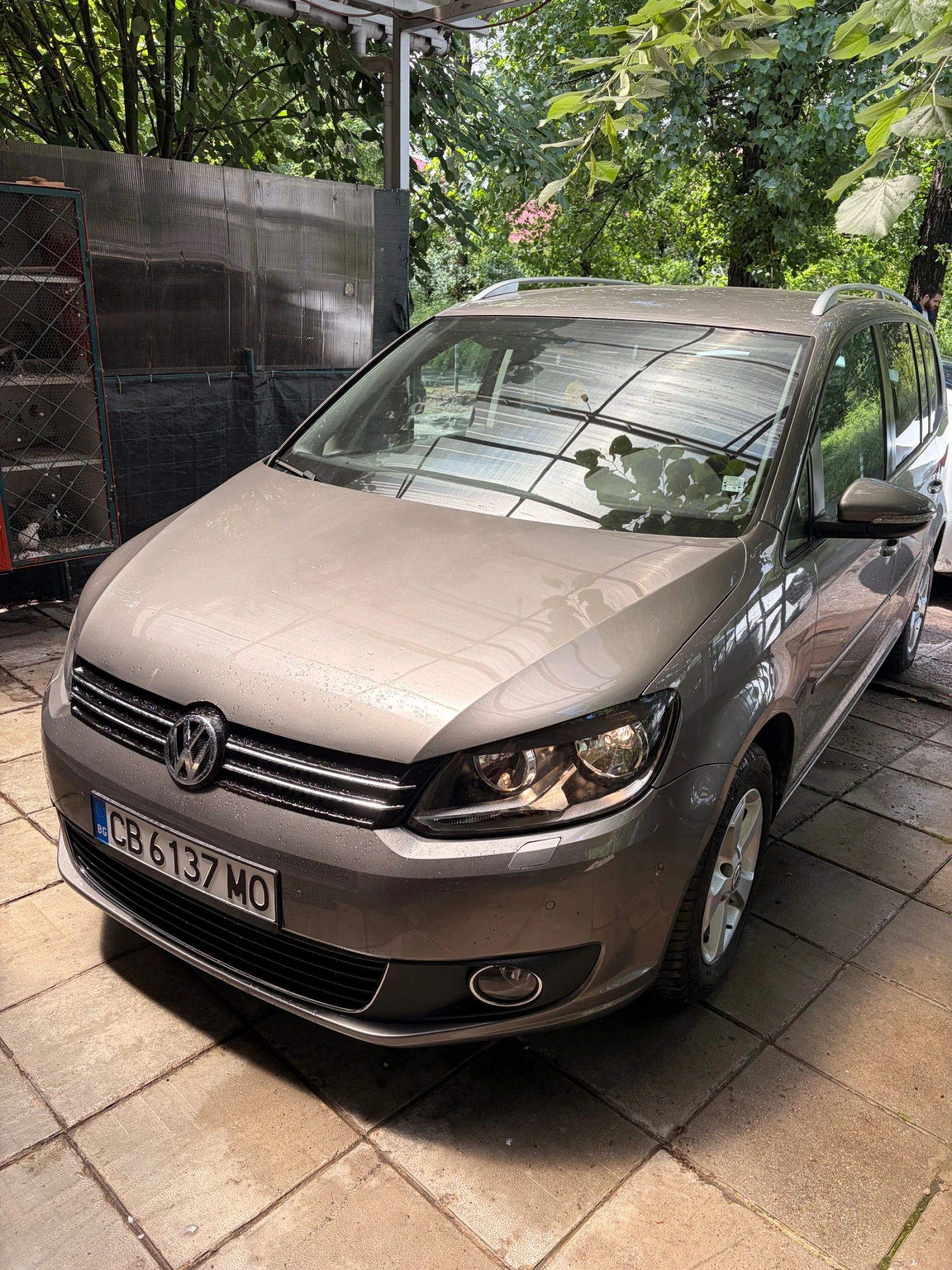 VW Touran 1.4 TSI 7-местен, снимка 3 - Автомобили и джипове - 54759459