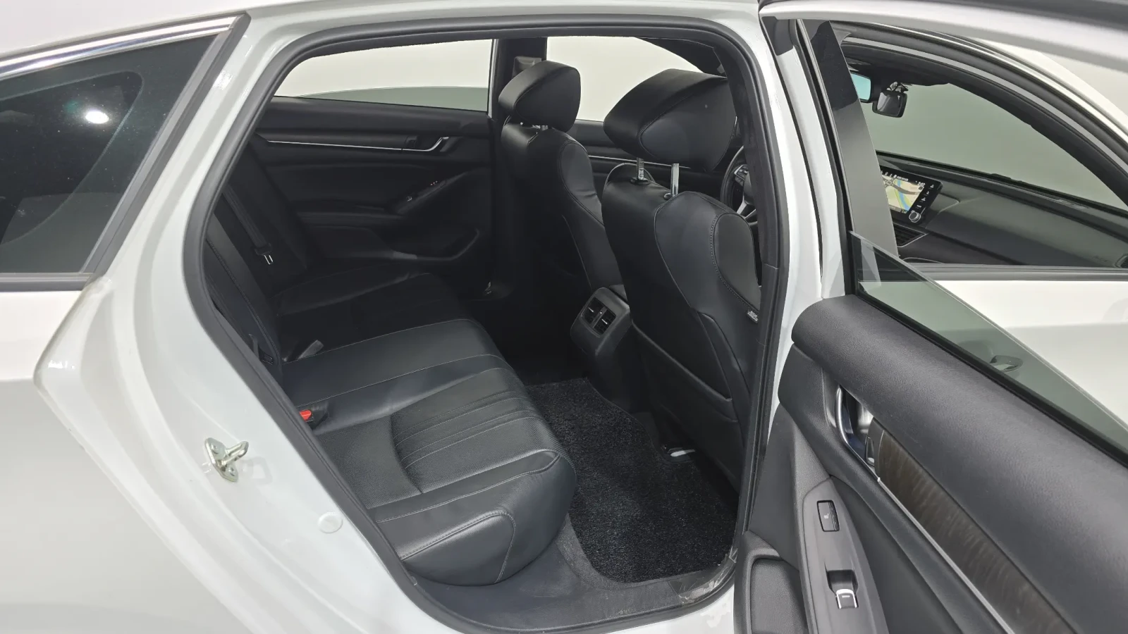 Honda Accord EX-L* ПОДГРЕВ* ДИГИТАЛ* КАМЕРИ, снимка 13 - Автомобили и джипове - 54853053