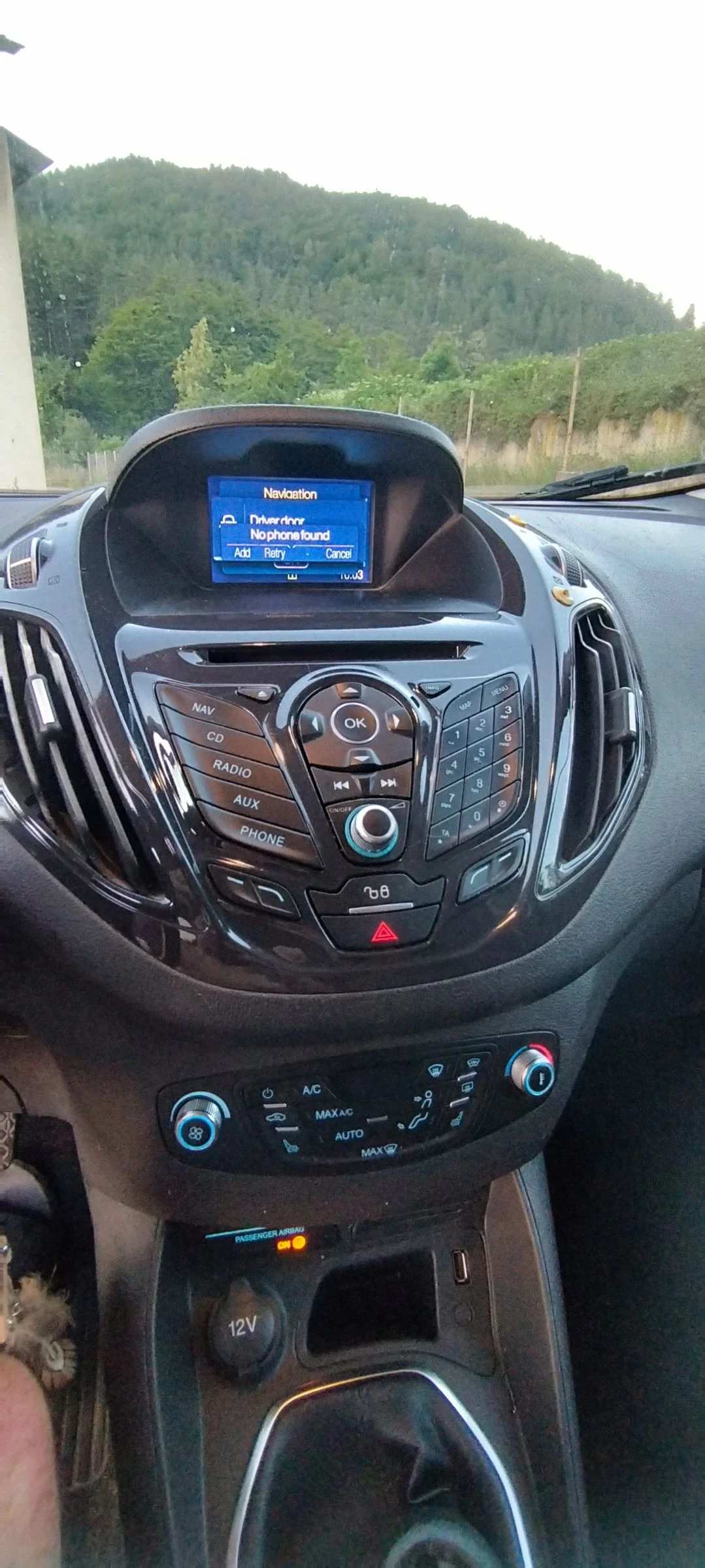 Ford Tourneo Connect, снимка 7 - Автомобили и джипове - 55105314