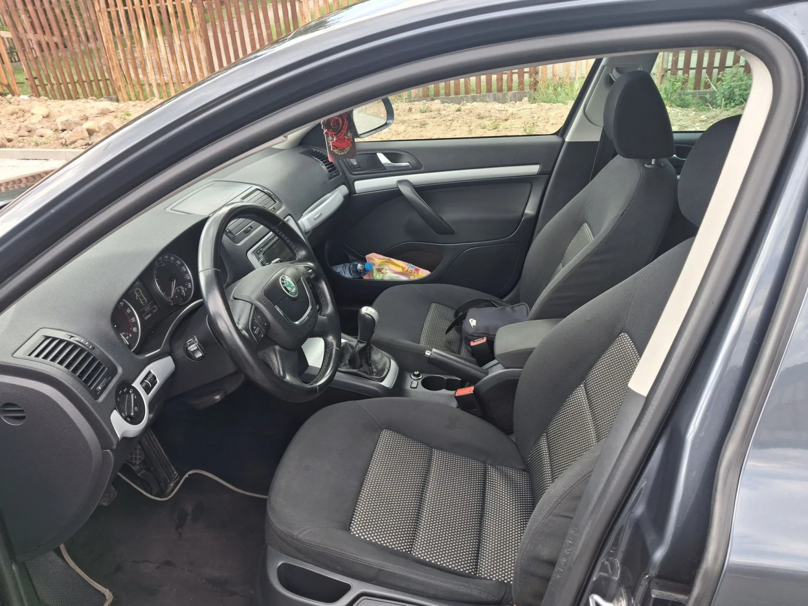 Skoda Octavia Skout, снимка 11 - Автомобили и джипове - 55589636