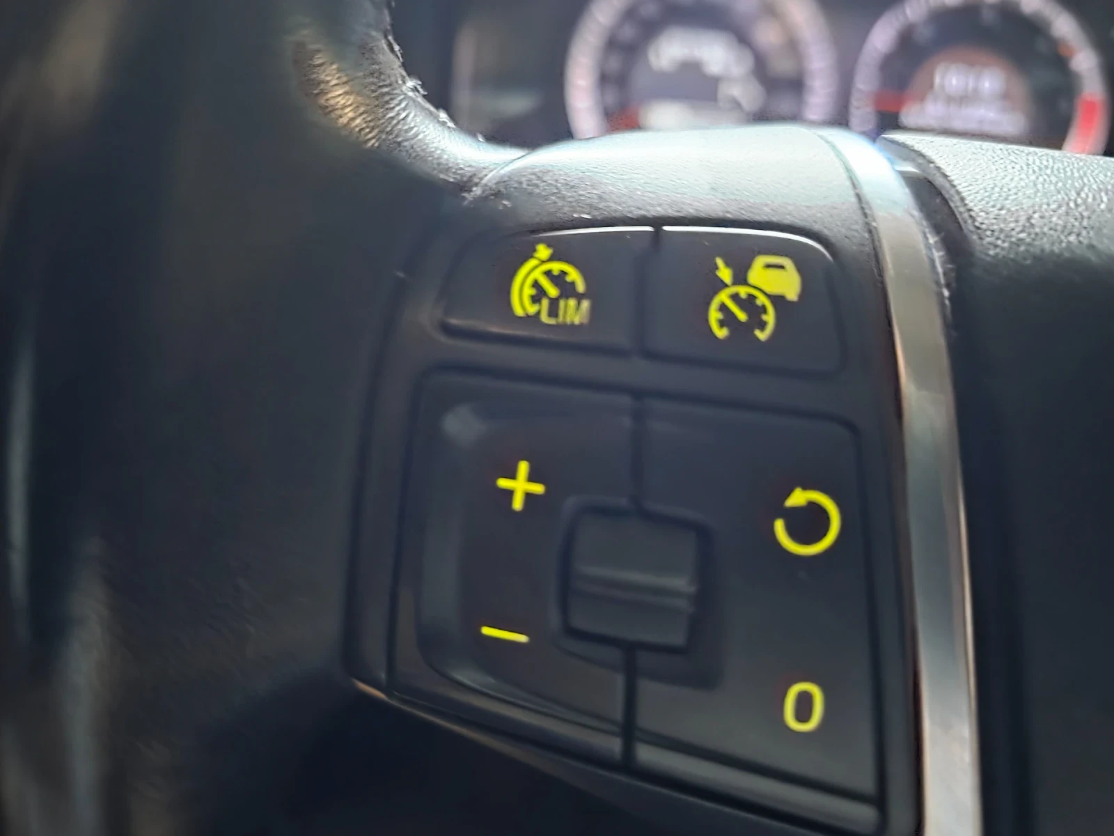 Volvo S60 Внос от Швейцария, снимка 15 - Автомобили и джипове - 55874259