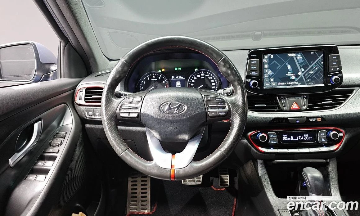 Hyundai I30 1.6 Turbo Sport Premium, снимка 13 - Автомобили и джипове - 55965244