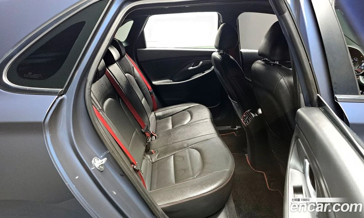 Hyundai I30 1.6 Turbo Sport Premium, снимка 11 - Автомобили и джипове - 55965244