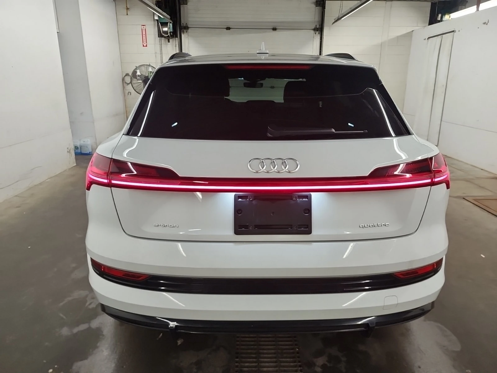 Audi E-Tron * PROGRESSIV * ���������* 360������*  | Mobile.bg � ����������� 17