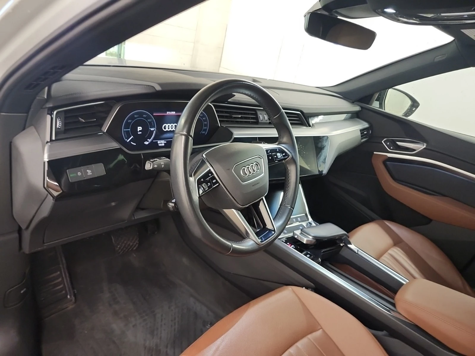 Audi E-Tron * PROGRESSIV * ���������* 360������*  | Mobile.bg � ����������� 10