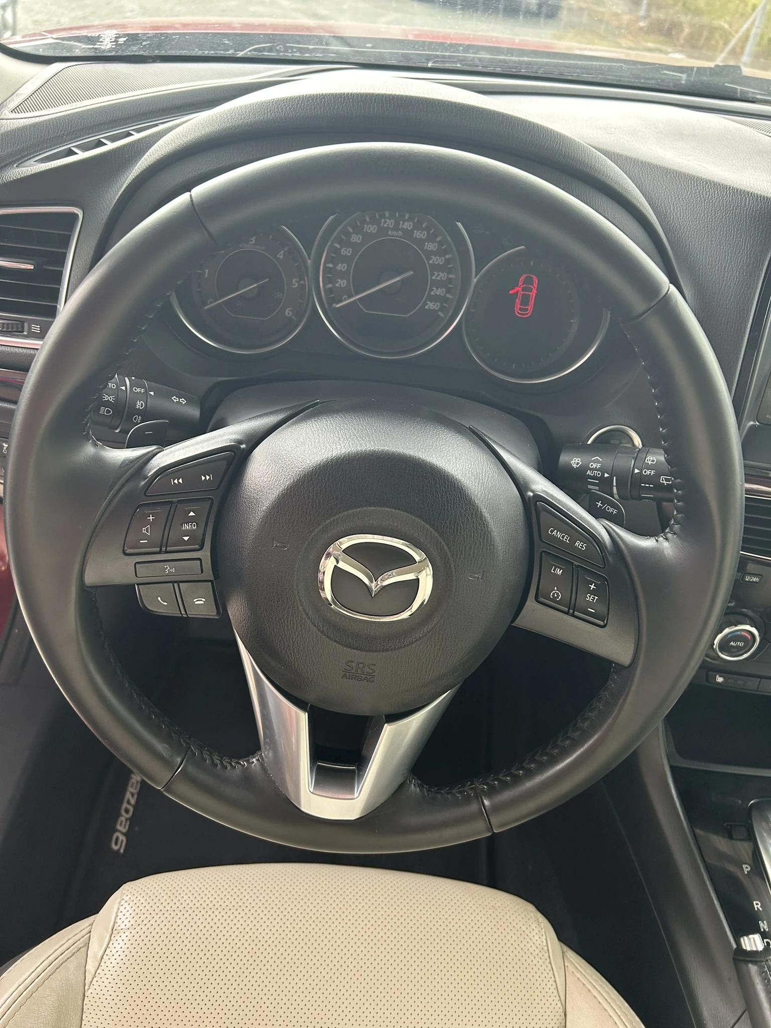 Mazda 6 2.2d* 175kc* Auto* Navi* BOSE* Кожа* F1* , снимка 14 - Автомобили и джипове - 56232797