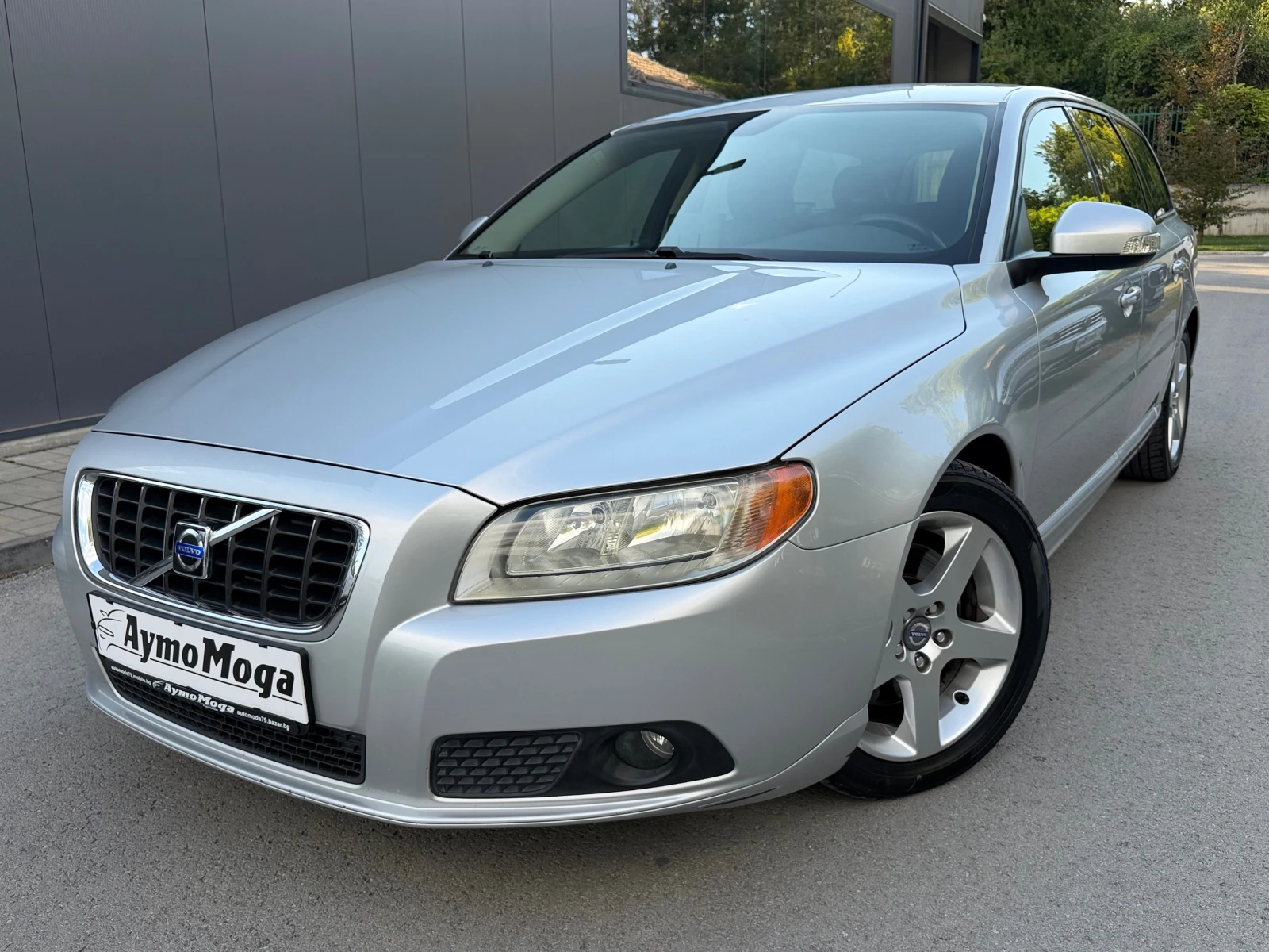 Volvo V70 2.4 D5 KOJA NAVI | Mobile.bg � ����������� 1