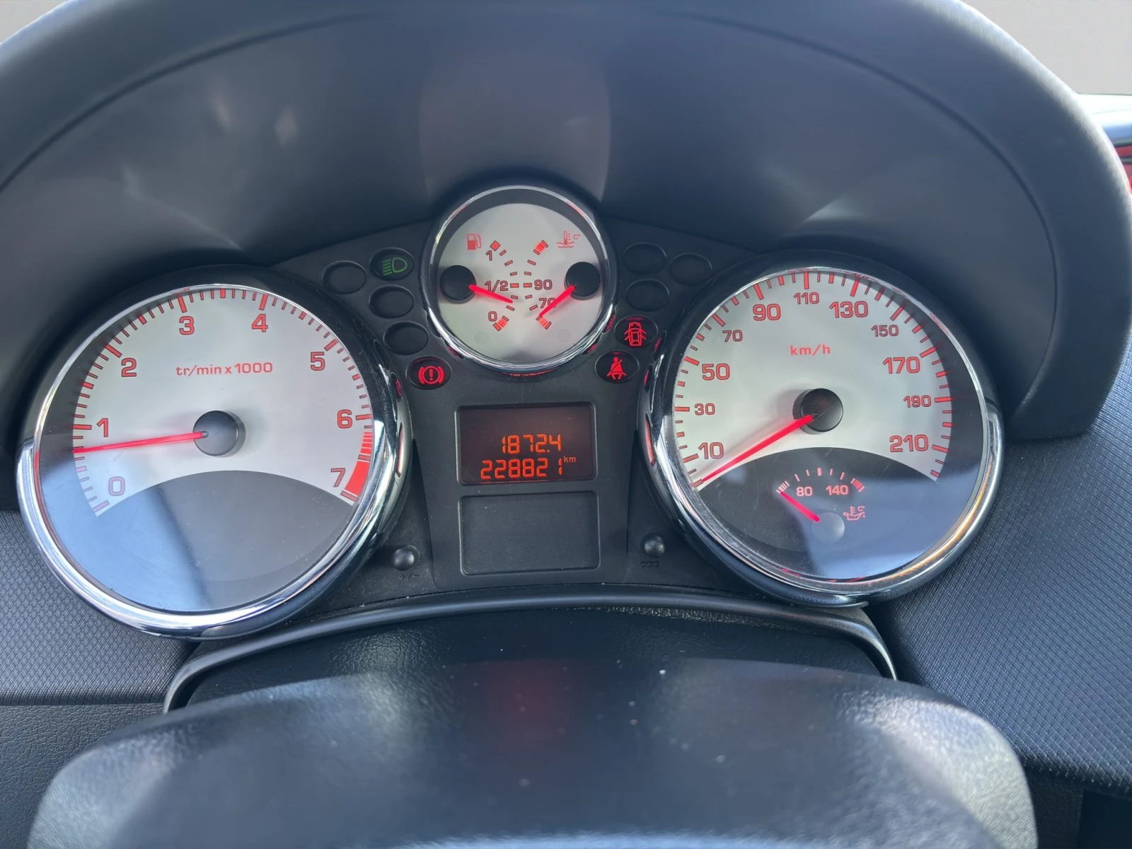 Peugeot 207 PREMIUM 1.4E/95 5p//0805152 | Mobile.bg � ����������� 13