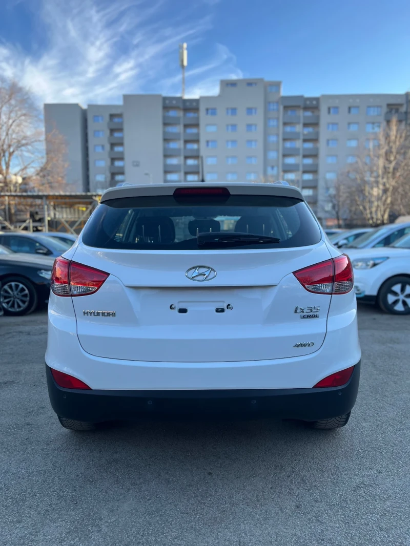 Hyundai IX35 2.0crdi 4x4, снимка 6 - Автомобили и джипове - 49438654